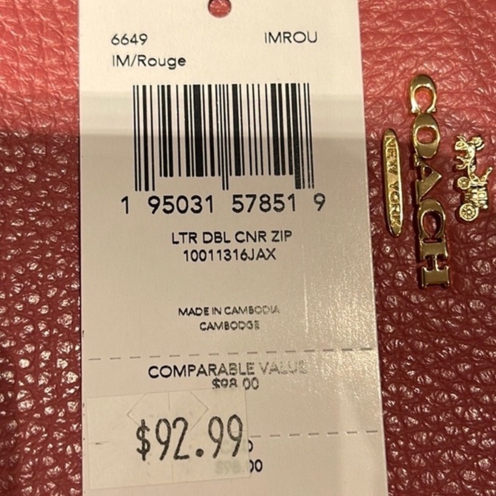 Coach Double Corner Zip Wristlet Wallet 
IM/Rouge - Picture 4 of 4